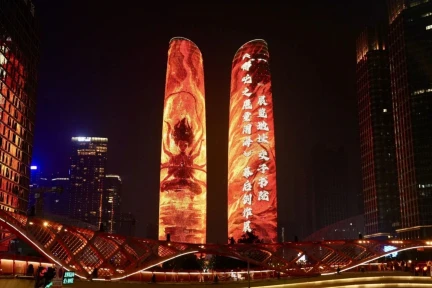 城市户外大屏广告：以哪吒成都案例为鉴，探索品牌传播新路径